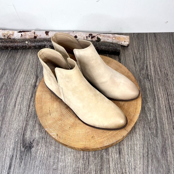 NWOB Splendid | Hamptyn Tan Distress Nubuck Leather Ankle Boots Size 8M - Picture 4 of 16